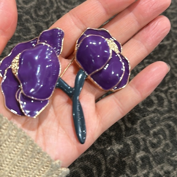 Elegant Purple and Gold Floral Brooch NEW - Picture 3 of 6